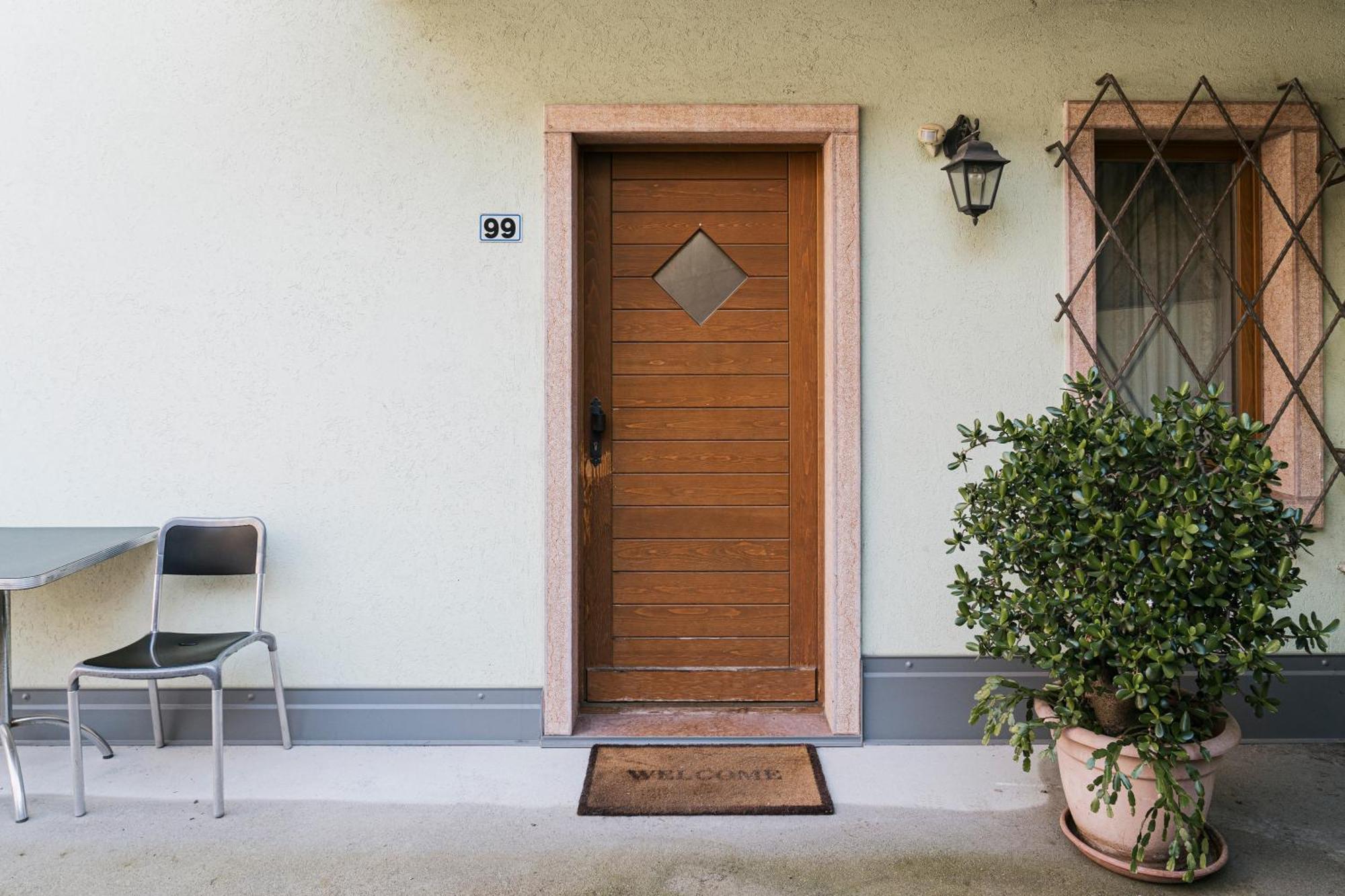 Al Borgo Apartment Pietramurata Bagian luar foto